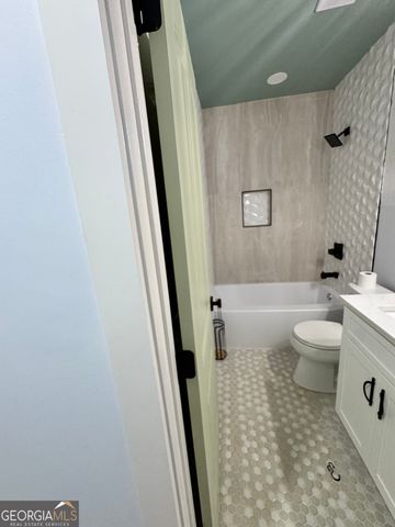 2618 Meadow Lark Drive, East Point, GA 30344