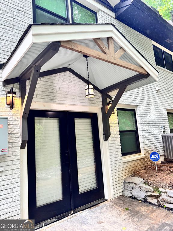 2618 Meadow Lark Drive, East Point, GA 30344