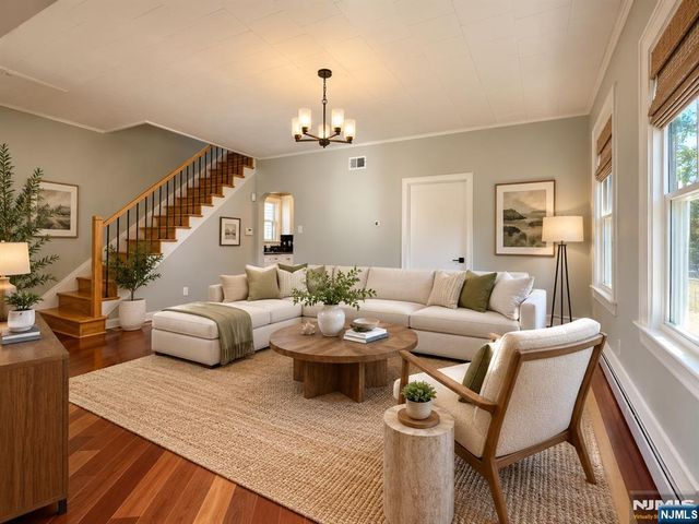 29 Devon Street, North Arlington, NJ 07031