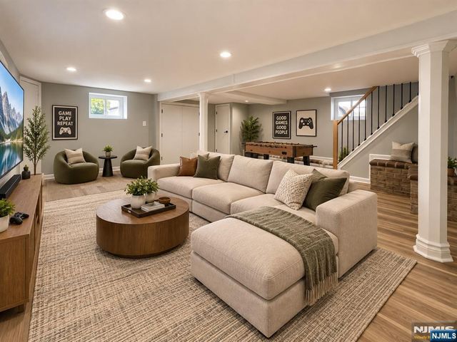 29 Devon Street, North Arlington, NJ 07031