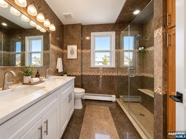29 Devon Street, North Arlington, NJ 07031