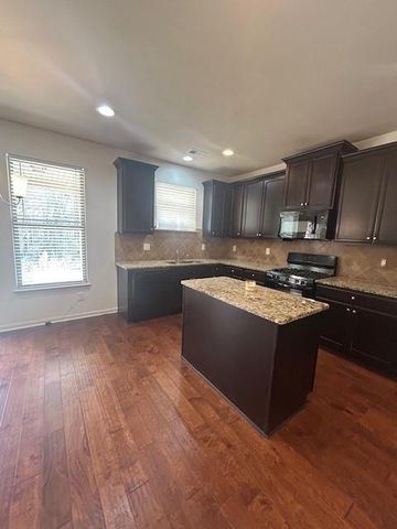 700 Emporia Loop, Mcdonough, GA 30253