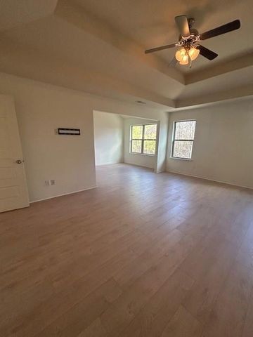 700 Emporia Loop, Mcdonough, GA 30253