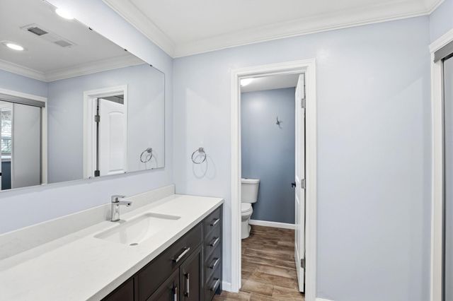 1918 Thousand Pines Drive, Kingwood, TX 77339