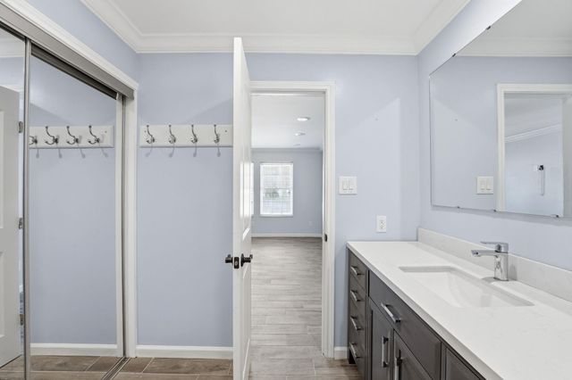 1918 Thousand Pines Drive, Kingwood, TX 77339