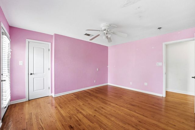 1918 Thousand Pines Drive, Kingwood, TX 77339