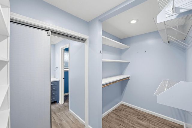 1918 Thousand Pines Drive, Kingwood, TX 77339