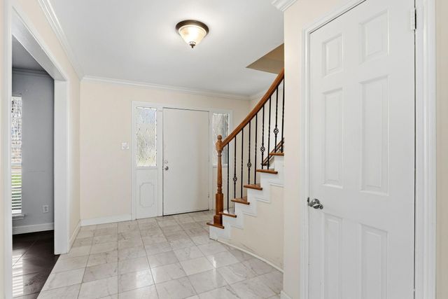 1918 Thousand Pines Drive, Kingwood, TX 77339