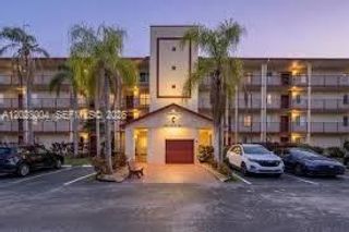 1600 SW 127th Way 401C, Pembroke Pines, FL 33027