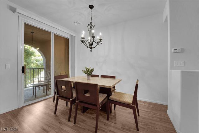 7878 Carysford Avenue, Las Vegas, NV 89178