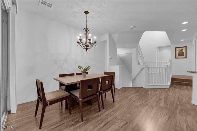 7878 Carysford Avenue, Las Vegas, NV 89178