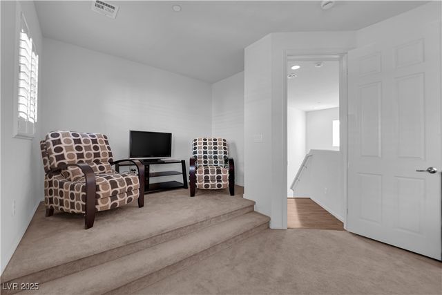 7878 Carysford Avenue, Las Vegas, NV 89178