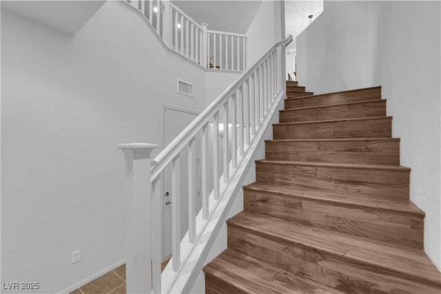 7878 Carysford Avenue, Las Vegas, NV 89178