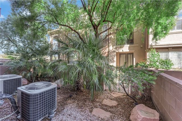 7878 Carysford Avenue, Las Vegas, NV 89178