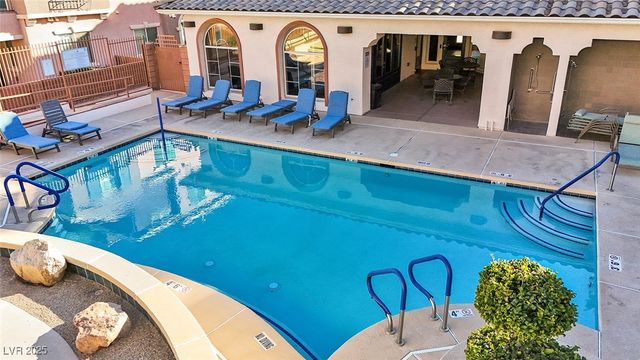 7878 Carysford Avenue, Las Vegas, NV 89178