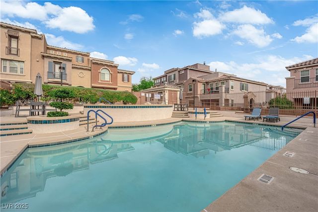 7878 Carysford Avenue, Las Vegas, NV 89178