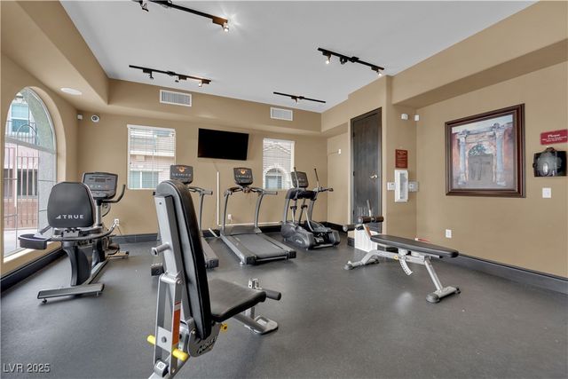 7878 Carysford Avenue, Las Vegas, NV 89178