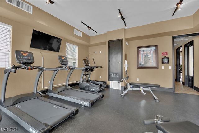 7878 Carysford Avenue, Las Vegas, NV 89178