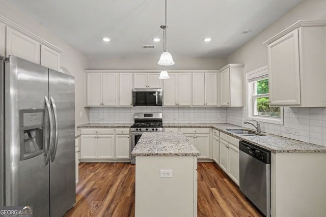 429 Lanier Court, Hiram, GA 30141