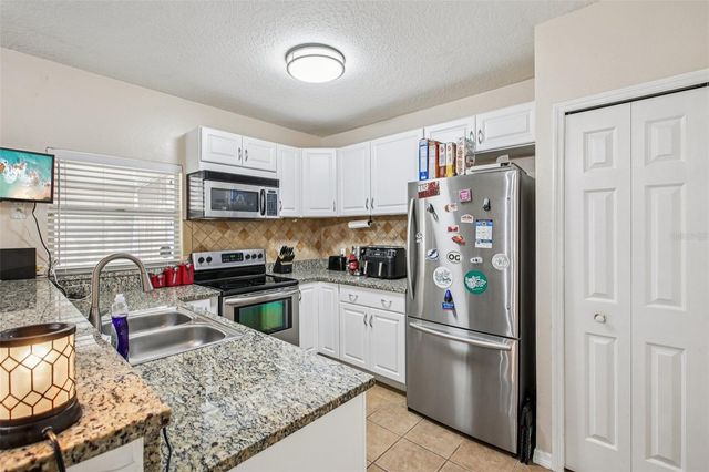 1252 BECKENHAM WAY, Wesley Chapel, FL 33543