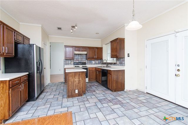 2304 Iowa Drive, Harker Heights, TX 76548