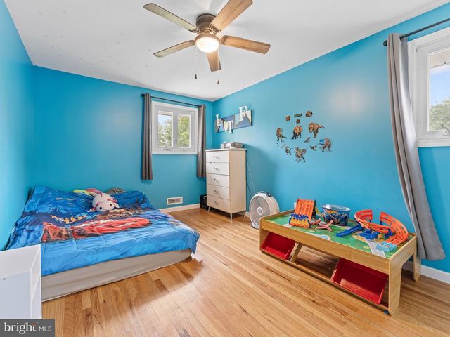 1019 EDGEMOOR RD, Cherry Hill, NJ 08034