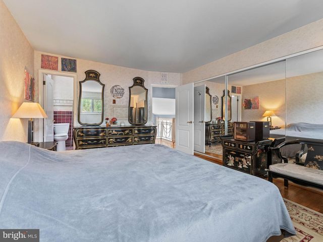 1019 EDGEMOOR RD, Cherry Hill, NJ 08034