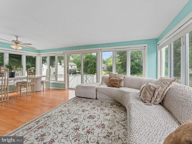 1019 EDGEMOOR RD, Cherry Hill, NJ 08034