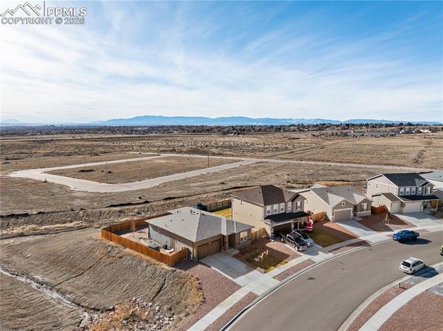 2530 Torino Way, Pueblo, CO 81001