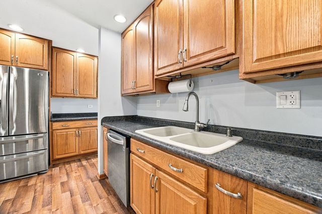 15550 Ridgeway Avenue, Markham, IL 60428