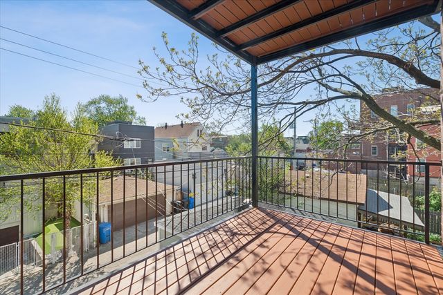 1857 N California Avenue 2, Chicago, IL 60647