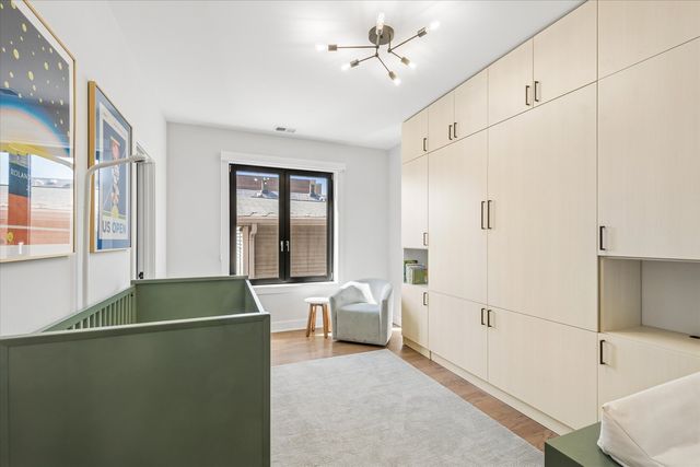1857 N California Avenue 2, Chicago, IL 60647