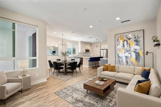 1811 S Mesa, San Pedro, CA 90731