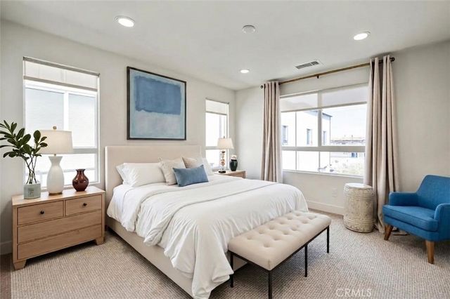 1811 S Mesa, San Pedro, CA 90731