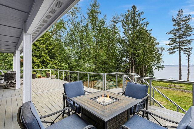 3013 Paradise Bay Road, Port Ludlow, WA 98365