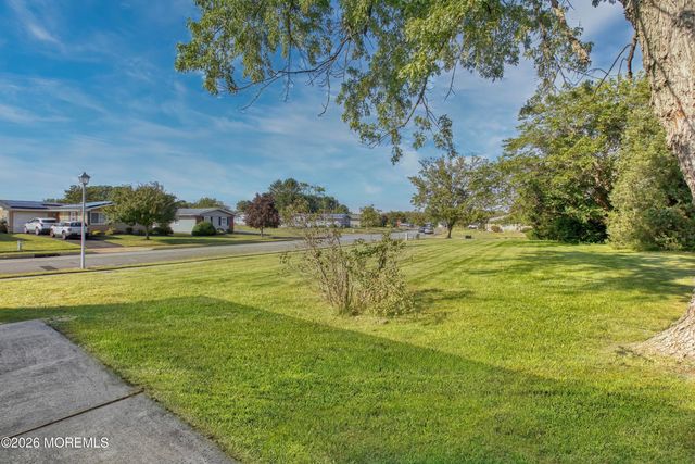 27 Rossetti Court, Brick, NJ 08724