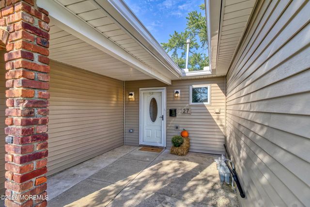 27 Rossetti Court, Brick, NJ 08724