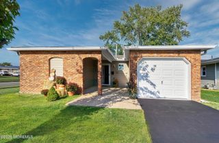 27 Rossetti Court, Brick, NJ 08724