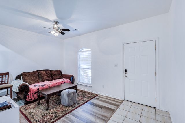 6012 Rich Street, Fort Worth, TX 76112