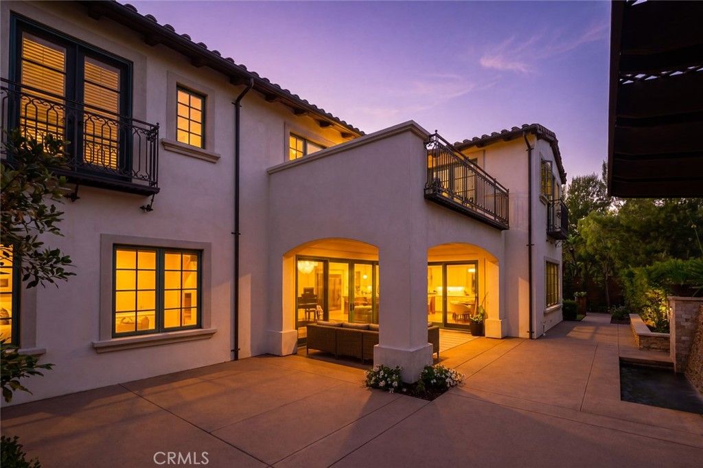 Image 2 of property listing at 133 Larksong, Irvine, CA 92602