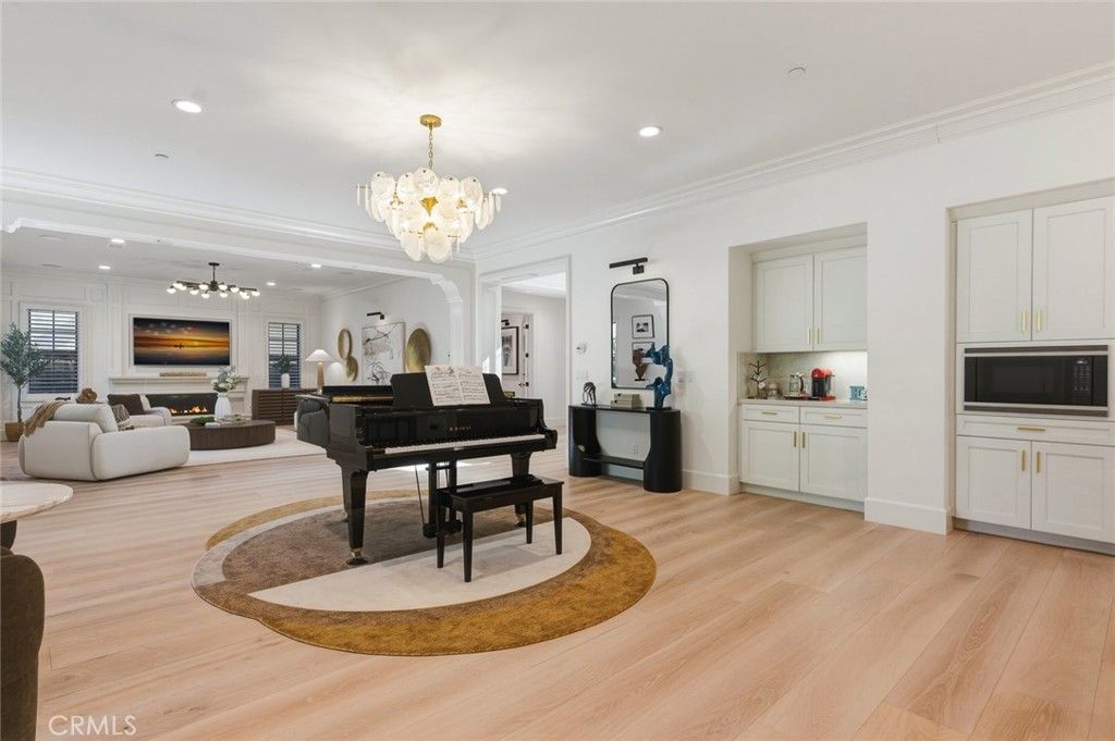 Image 24 of property listing at 133 Larksong, Irvine, CA 92602