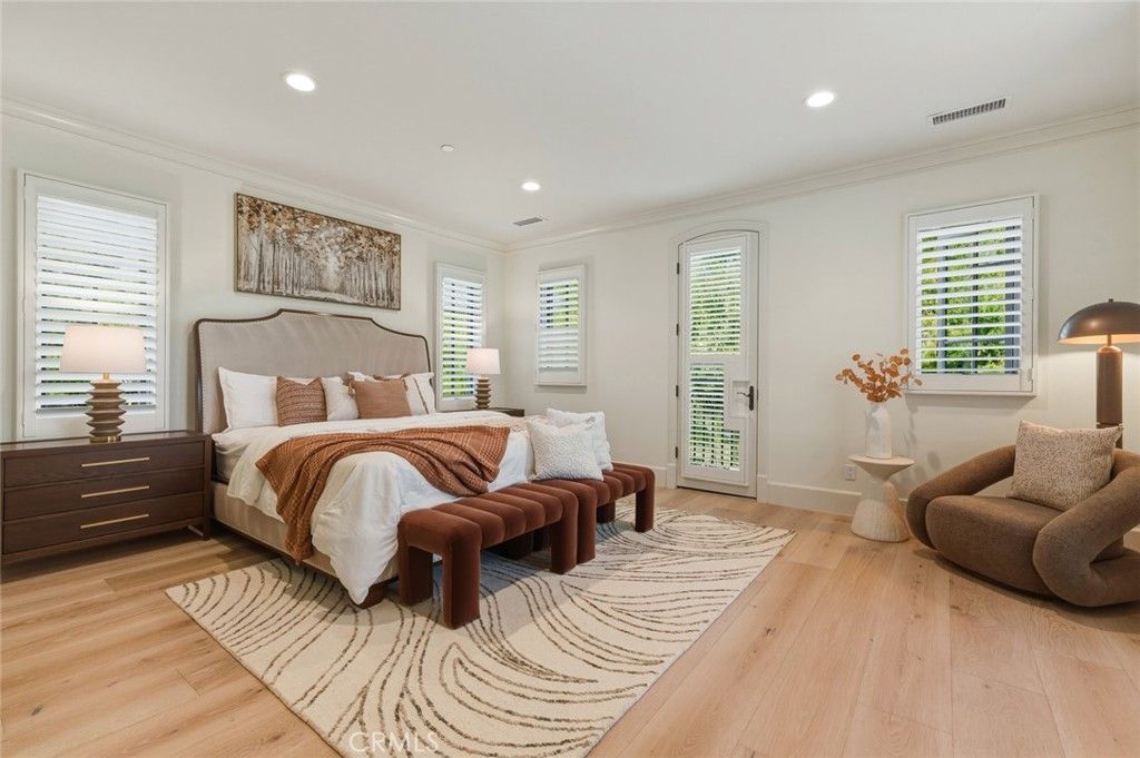 Image 33 of property listing at 133 Larksong, Irvine, CA 92602