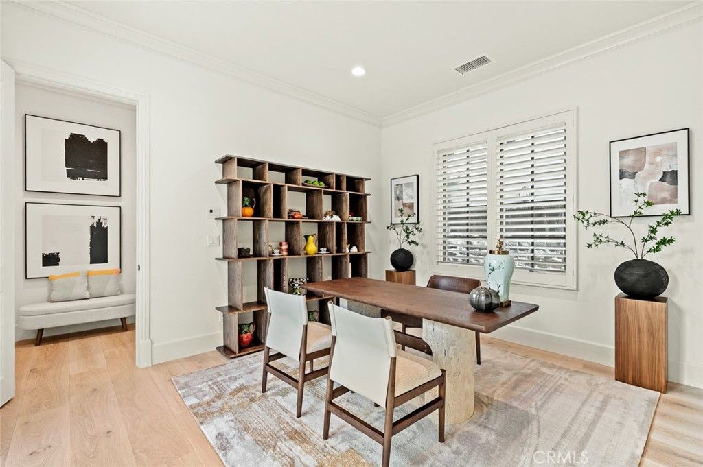 Image 9 of property listing at 133 Larksong, Irvine, CA 92602