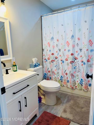 48 Westport Drive, Whiting, NJ 08759