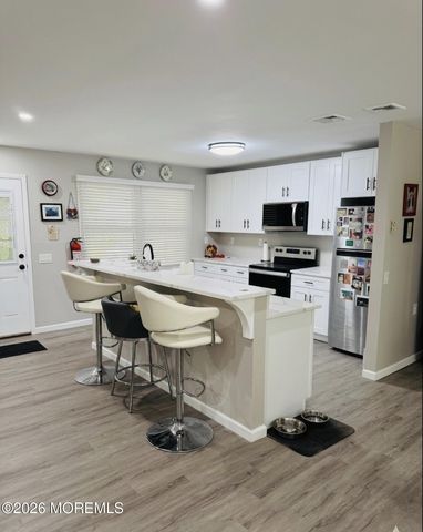 48 Westport Drive, Whiting, NJ 08759