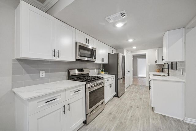 3919 Black Crickett Court, Humble, TX 77396