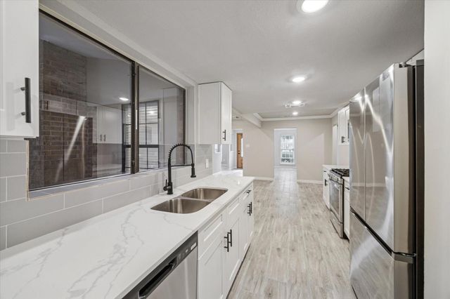 3919 Black Crickett Court, Humble, TX 77396