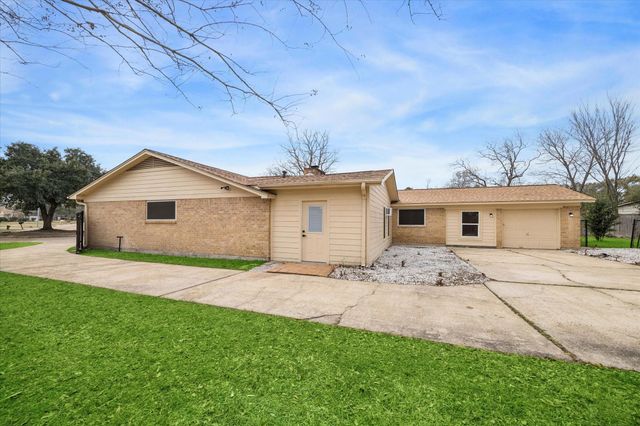 3919 Black Crickett Court, Humble, TX 77396