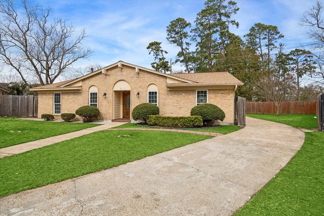 3919 Black Crickett Court, Humble, TX 77396