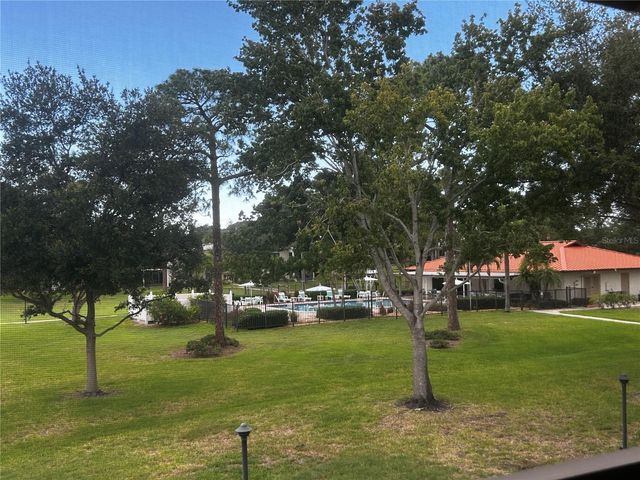 4910 BAY STREET NE 210, St Petersburg, FL 33703
